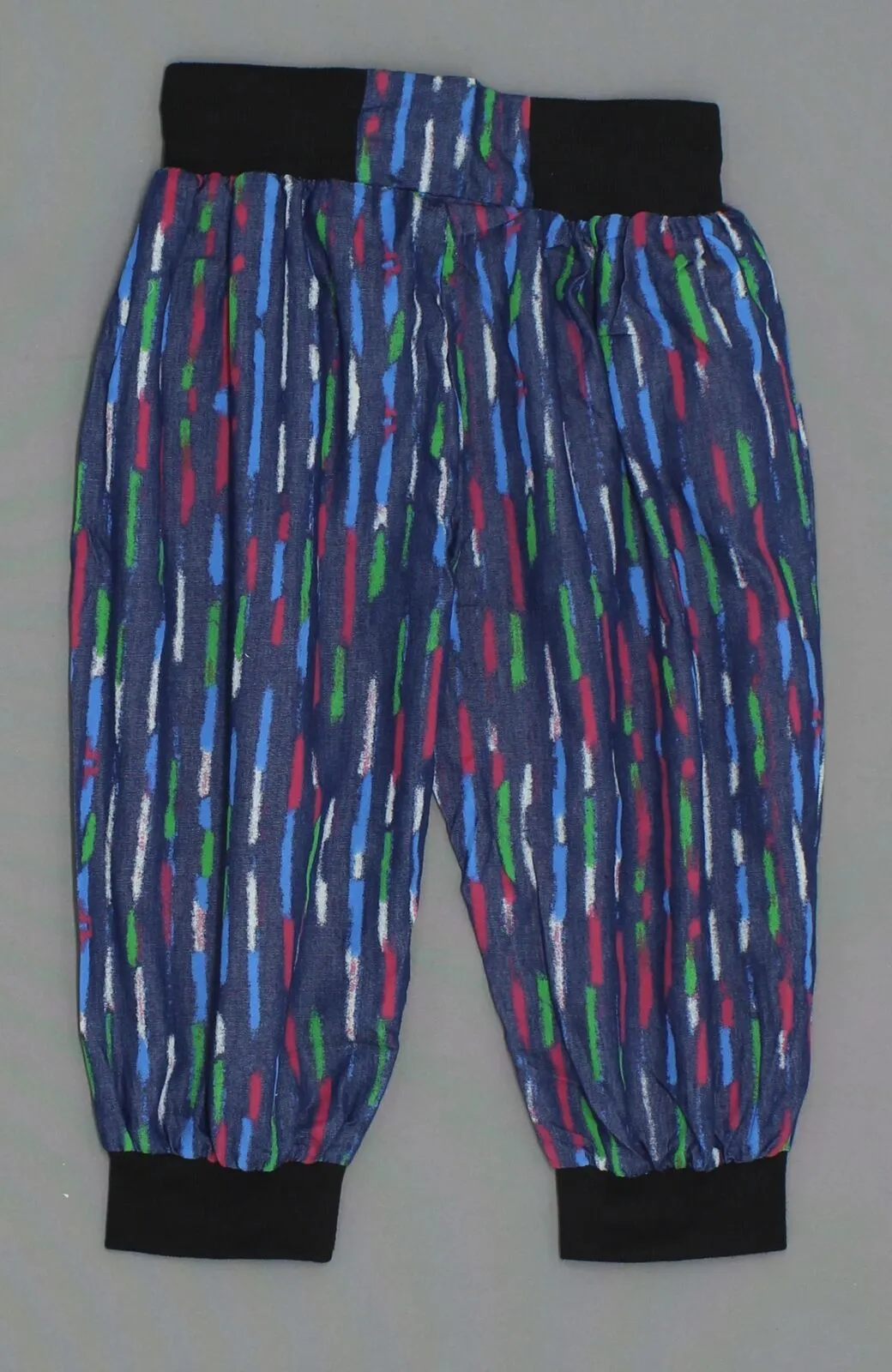 36 Point 5 Women's Patterned Chambray Capris Pants