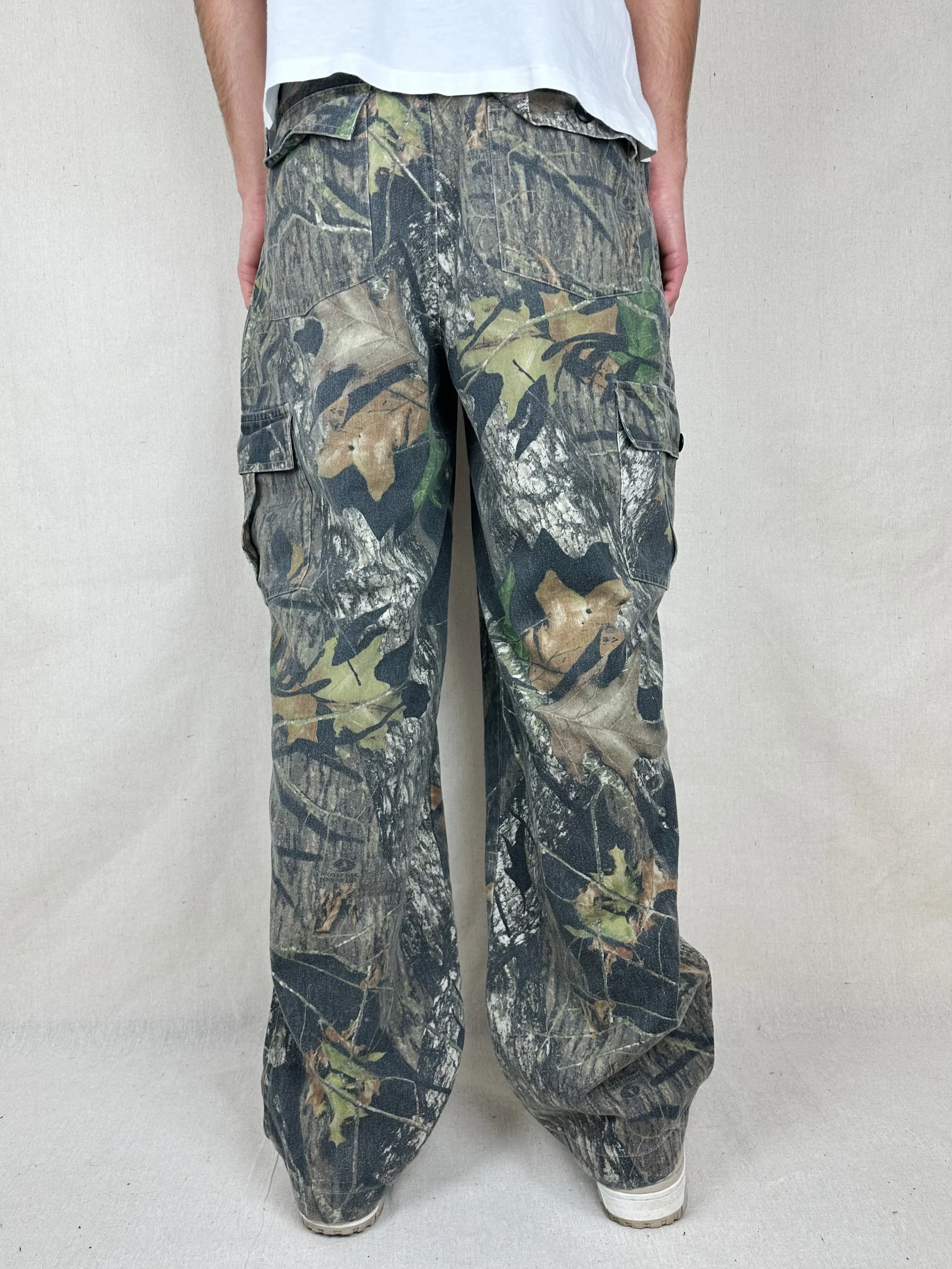 90's Realtree Camo Vintage Cargo Pants Size 32x32