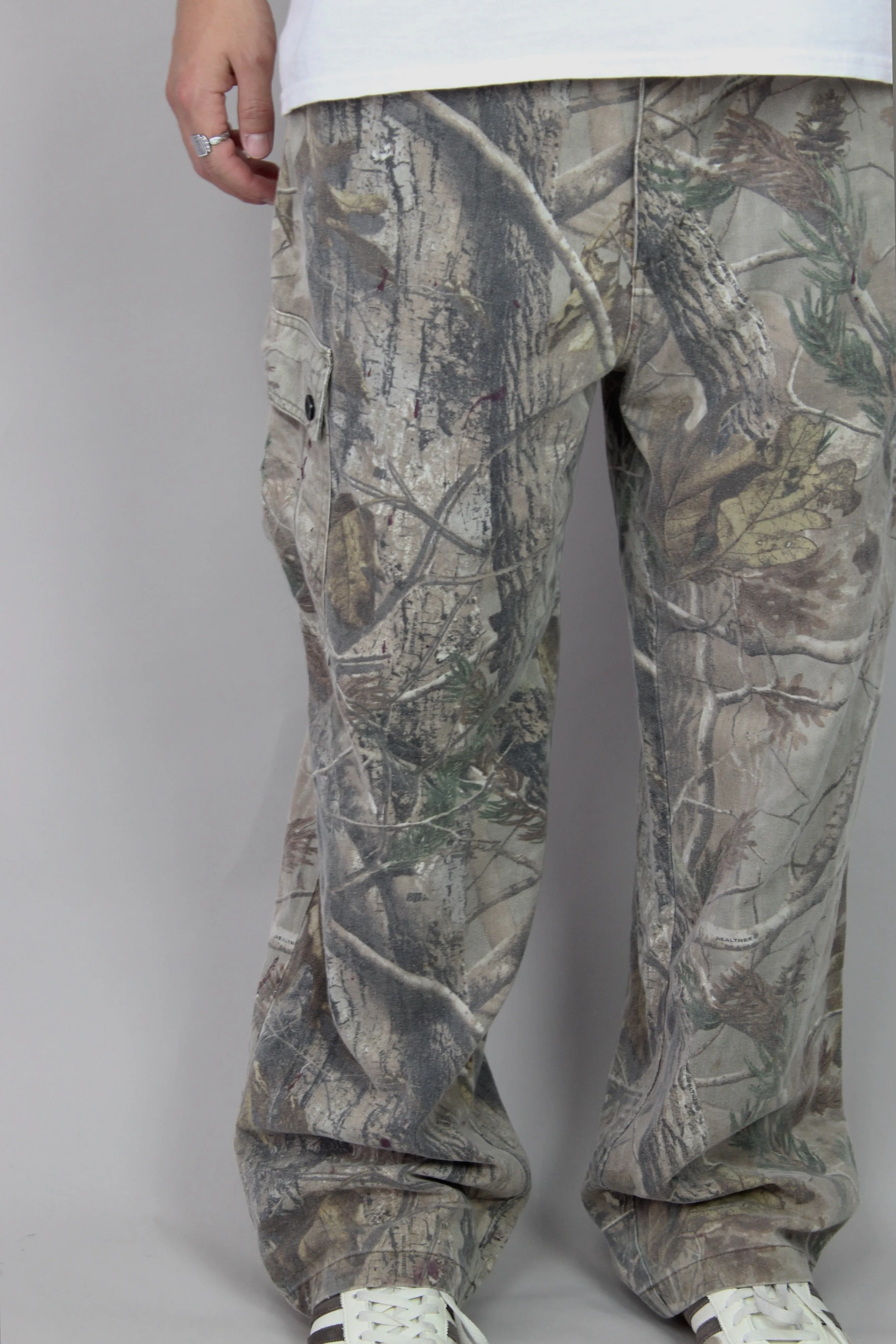 90's Realtree Camo Vintage Cargo Pants Size 38x31