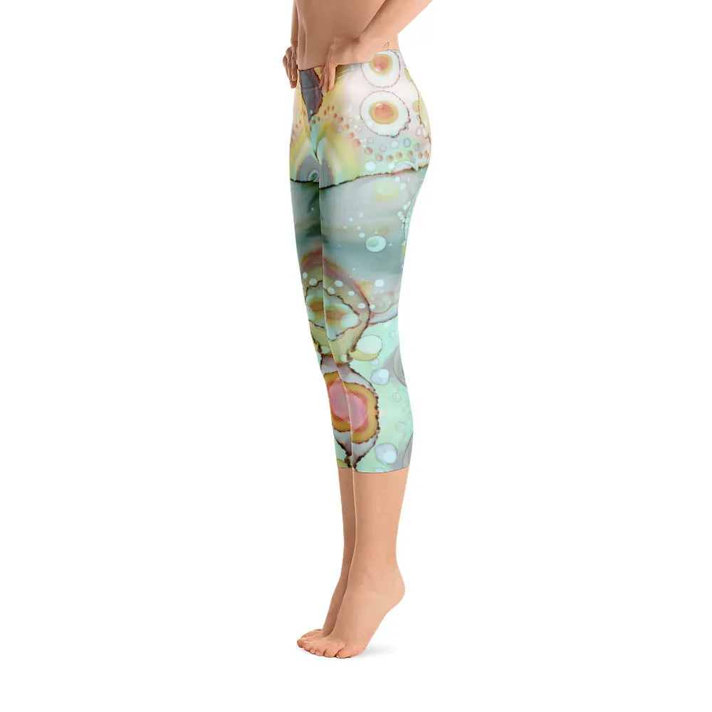 Abstract Capri leggings, Workout Pants 'Mermaid Tail 02'