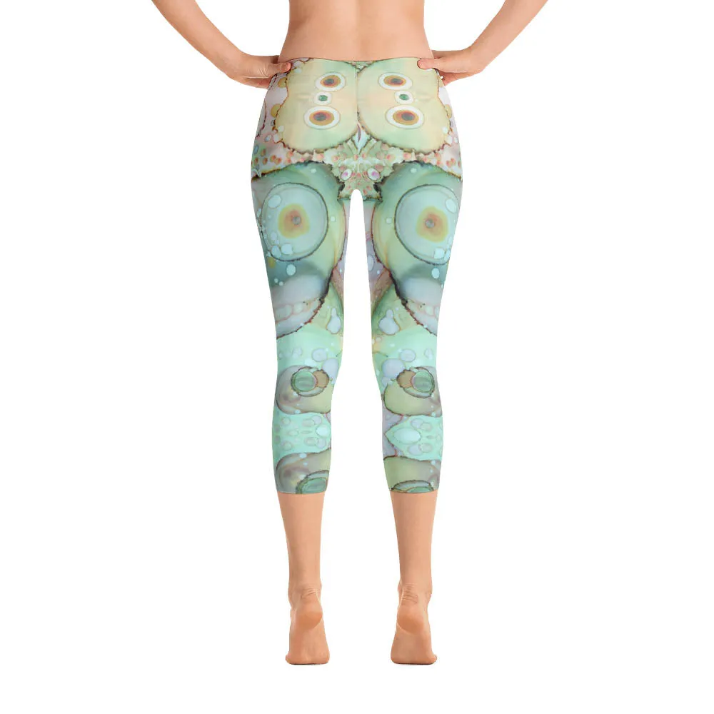 Abstract Capri leggings, Workout Pants 'Mermaid Tail 02'