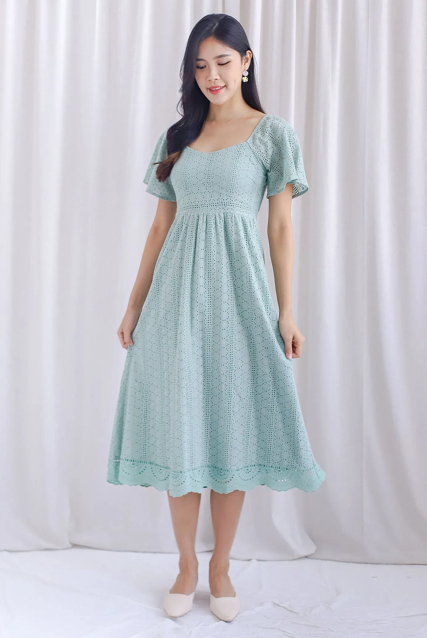 Anastasia Eyelet Sleeved Midi Dress In Seafoam