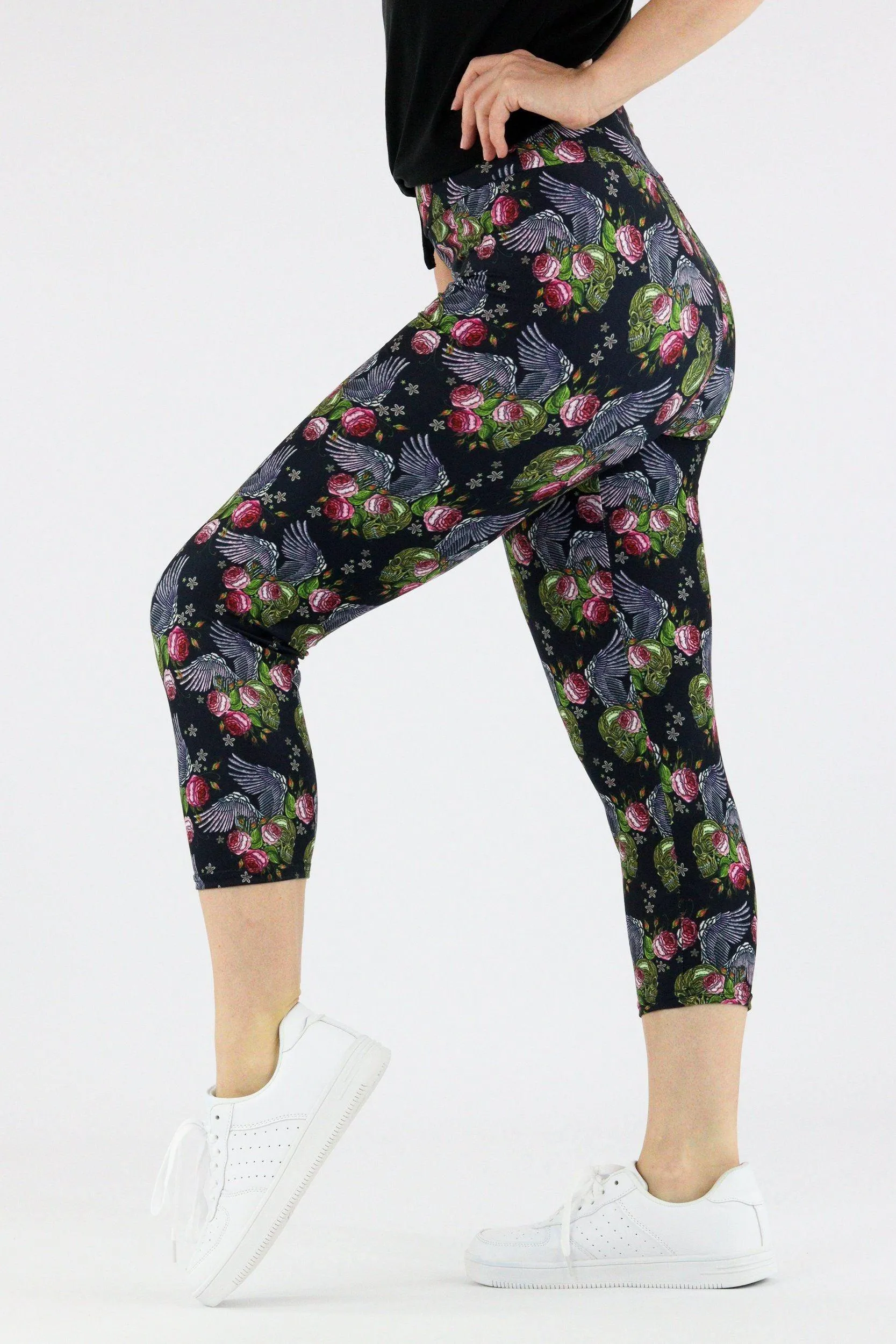 Angel Skull - Casual Capri Leggings