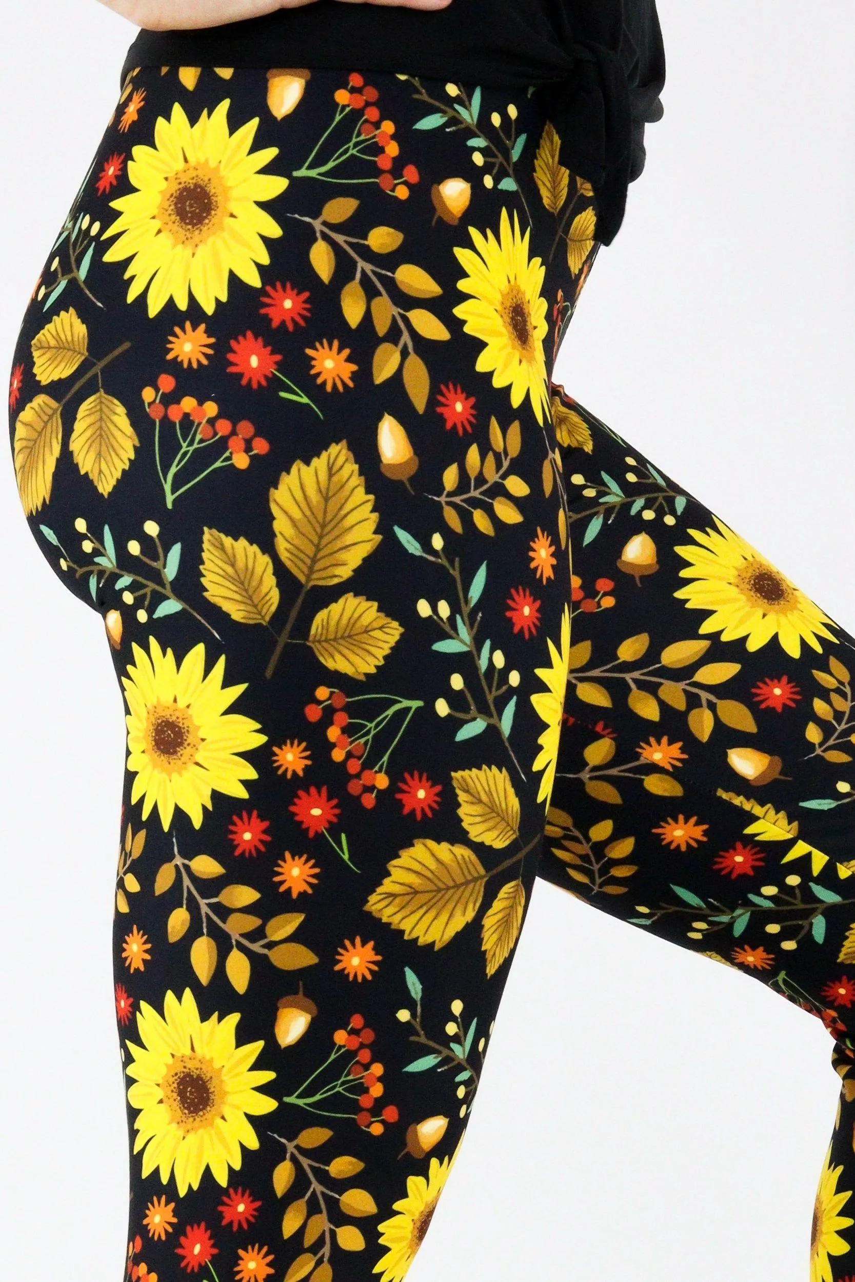 Autumn Sunflower - Casual Capri Leggings