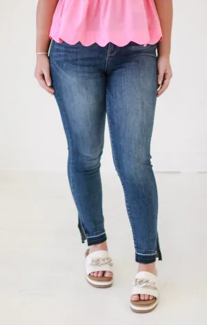 Bend, Don't Break Judy Blue Skinny Jeans