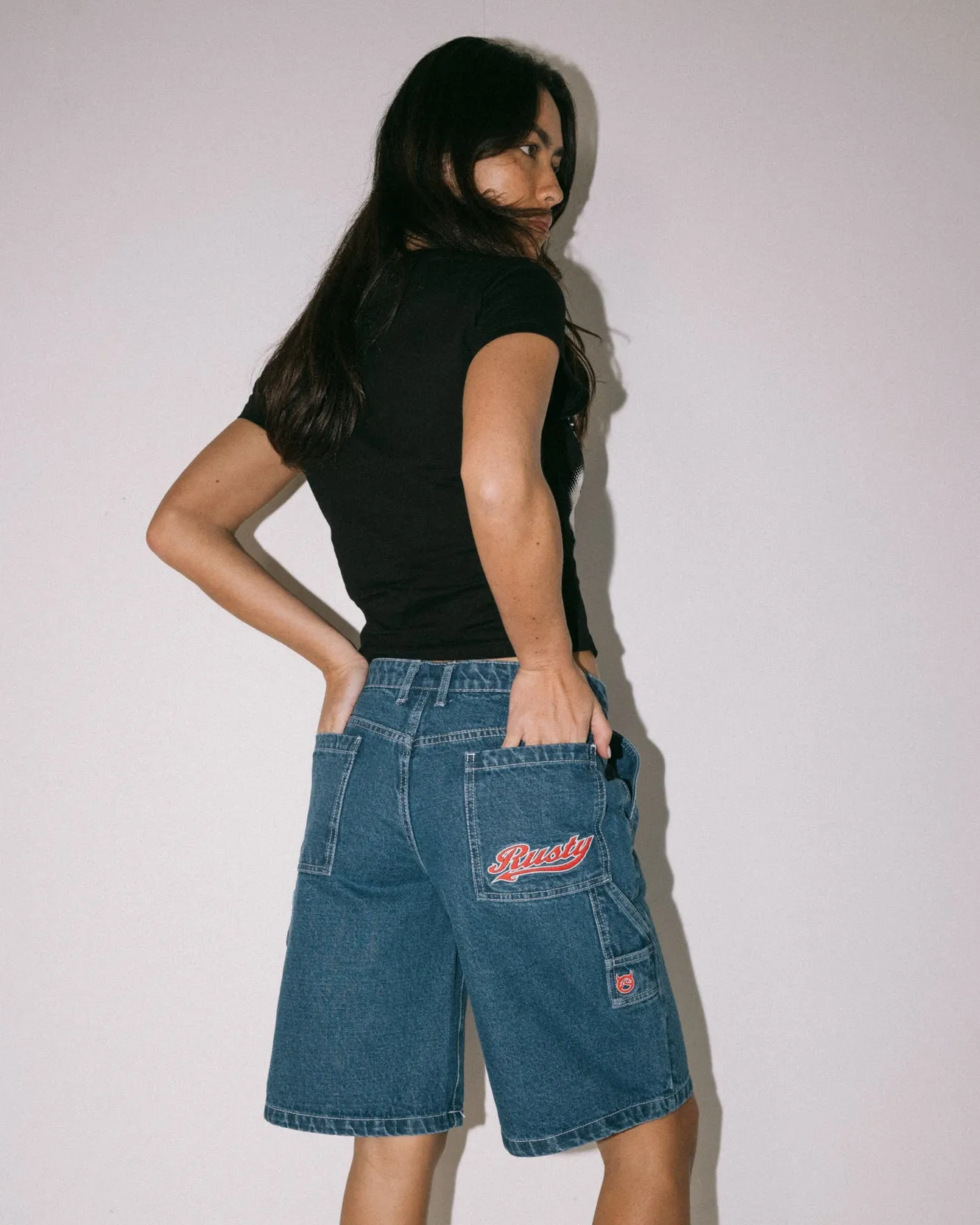 Billie Low Rise Carpenter Jort