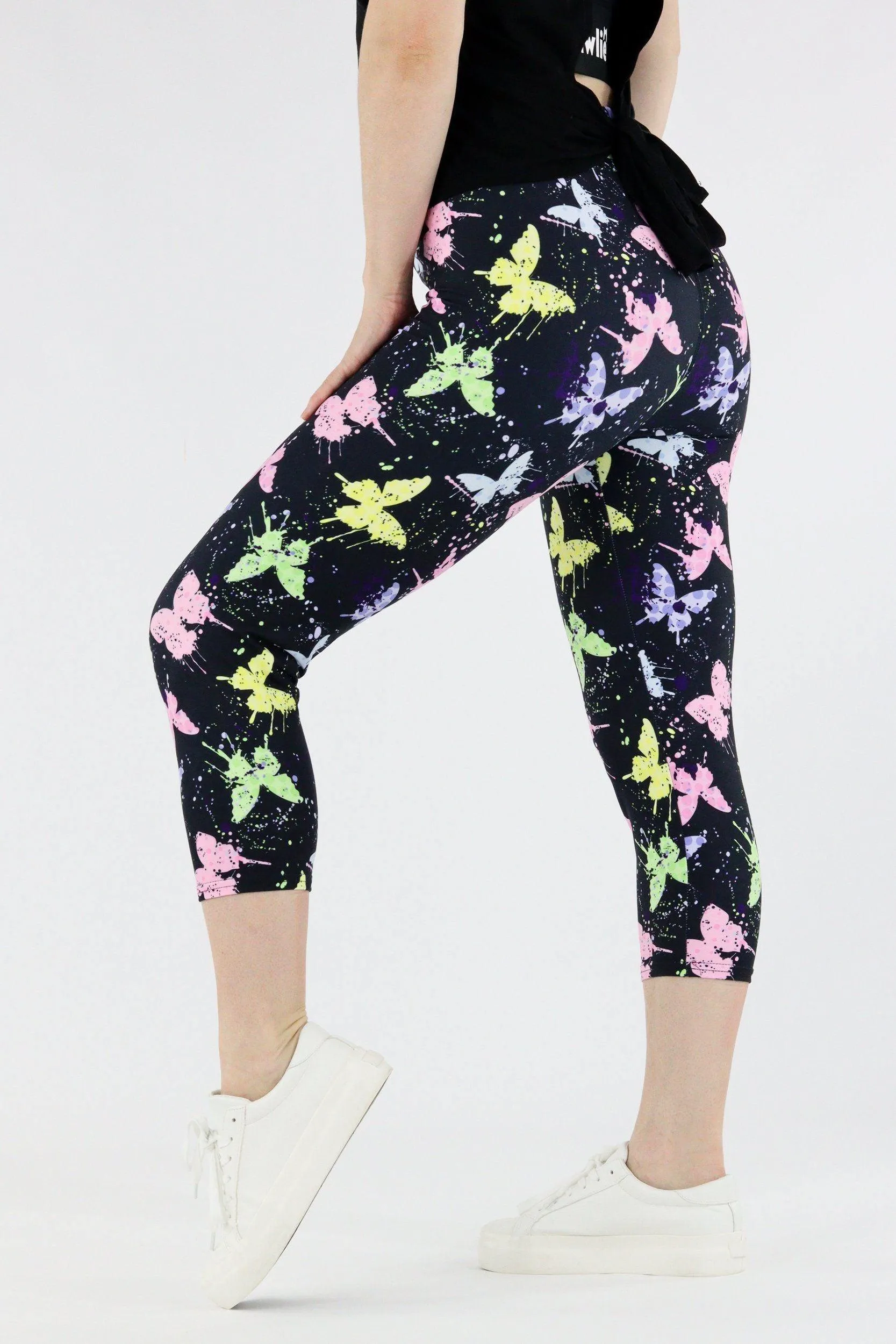 Butterfly Art - Casual Capri Leggings