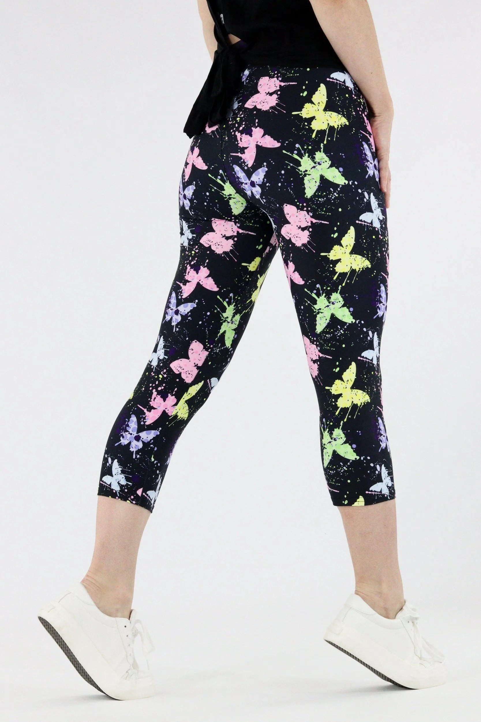 Butterfly Art - Casual Capri Leggings