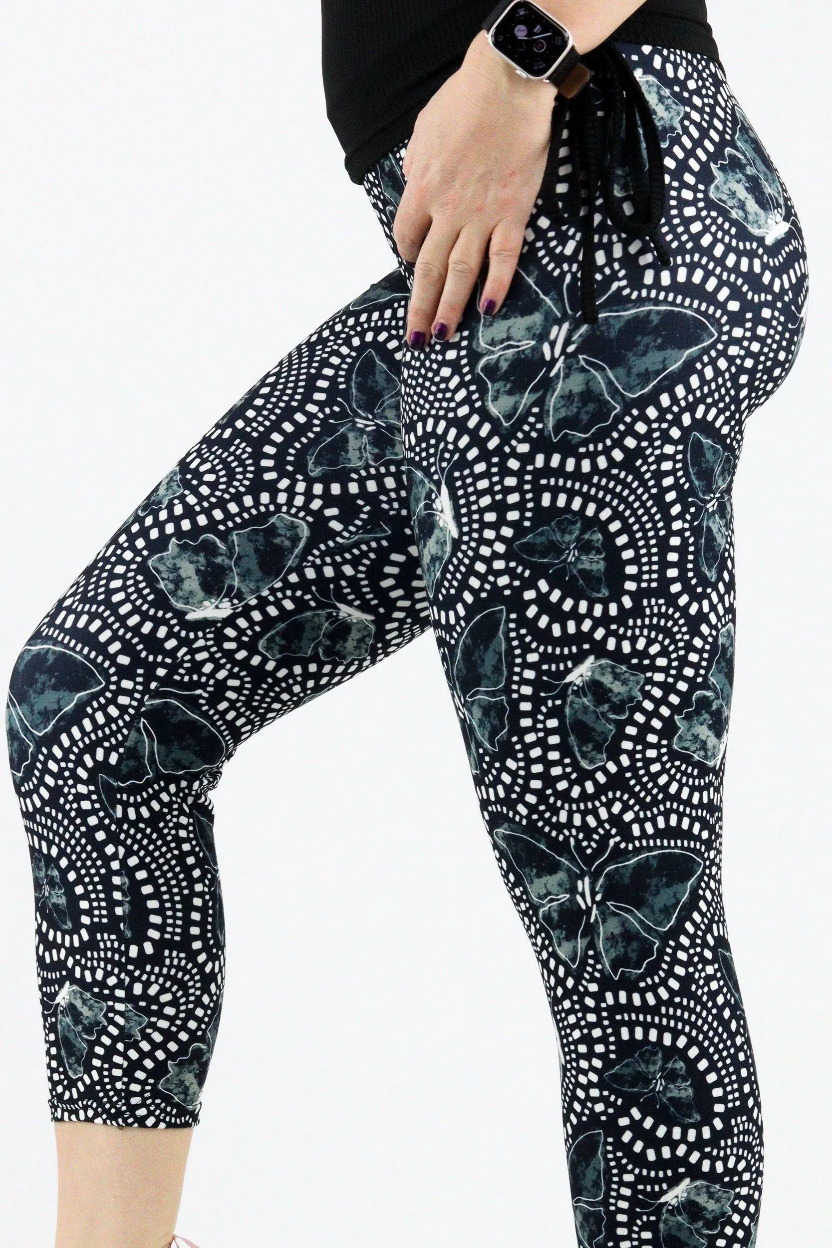 Butterfly Textures - Casual Capri Leggings