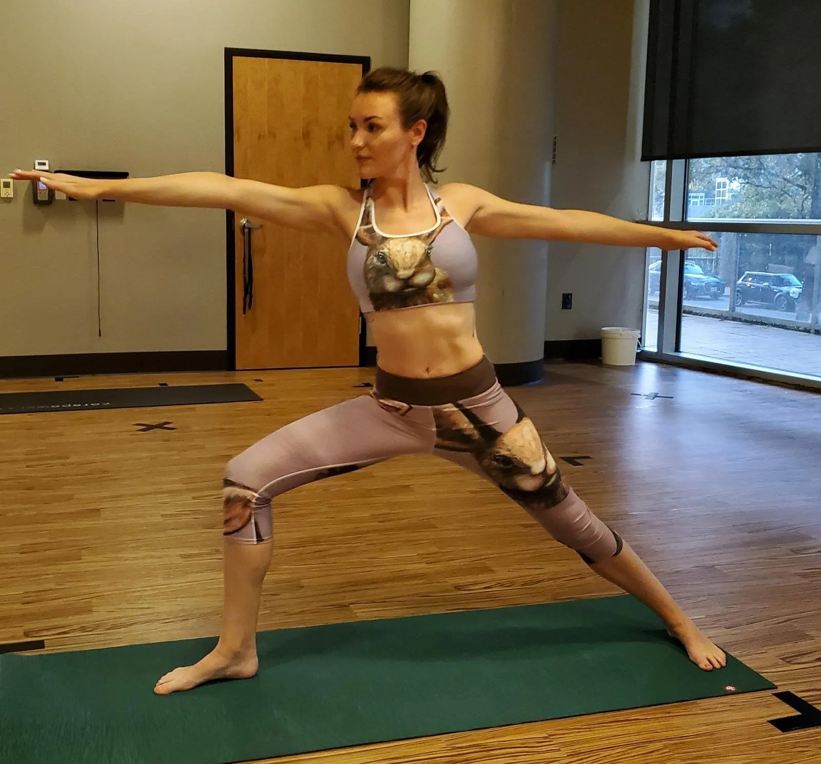 Capri Leggings in Lavender with Bunny