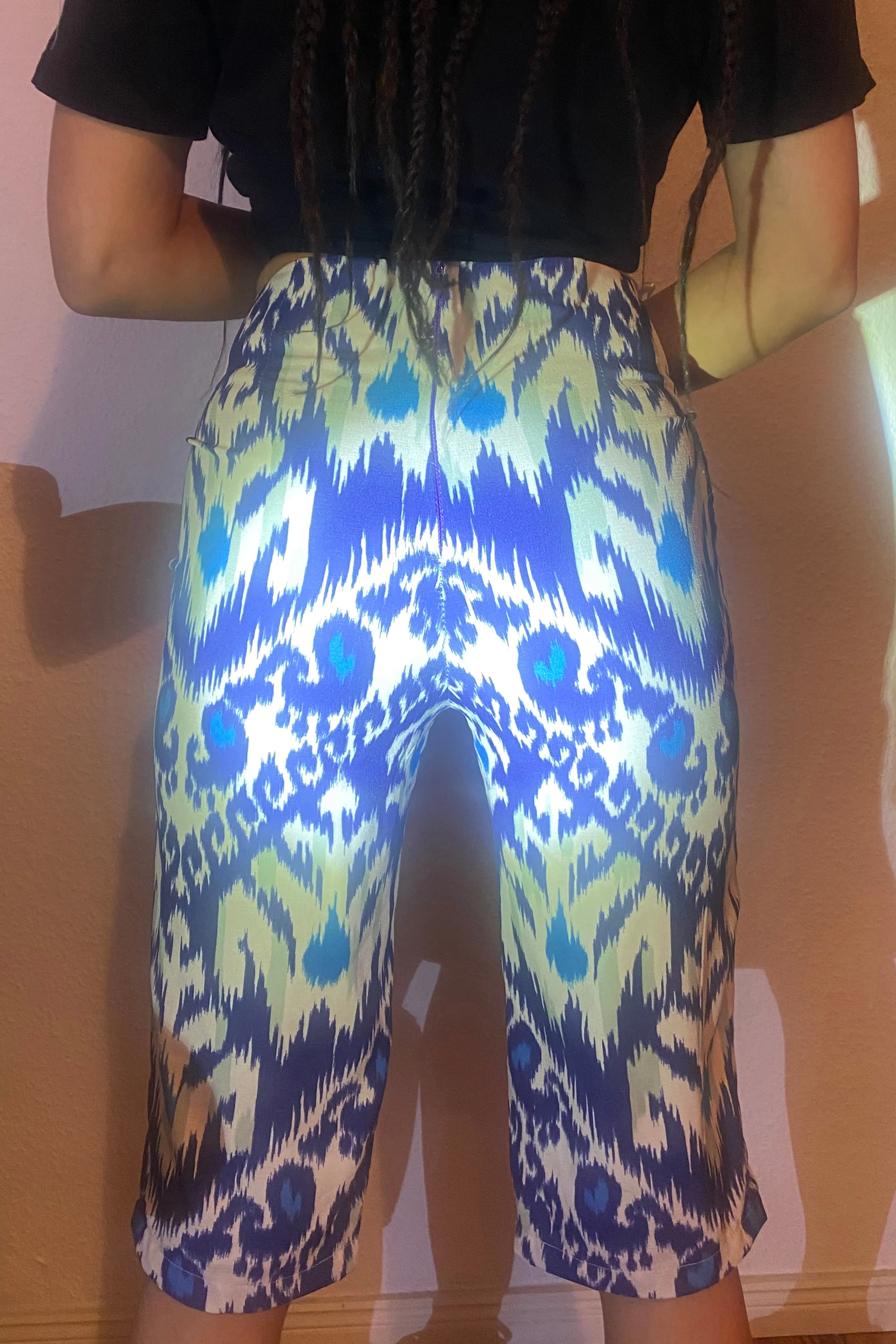 Capris in Moody Blues Adras