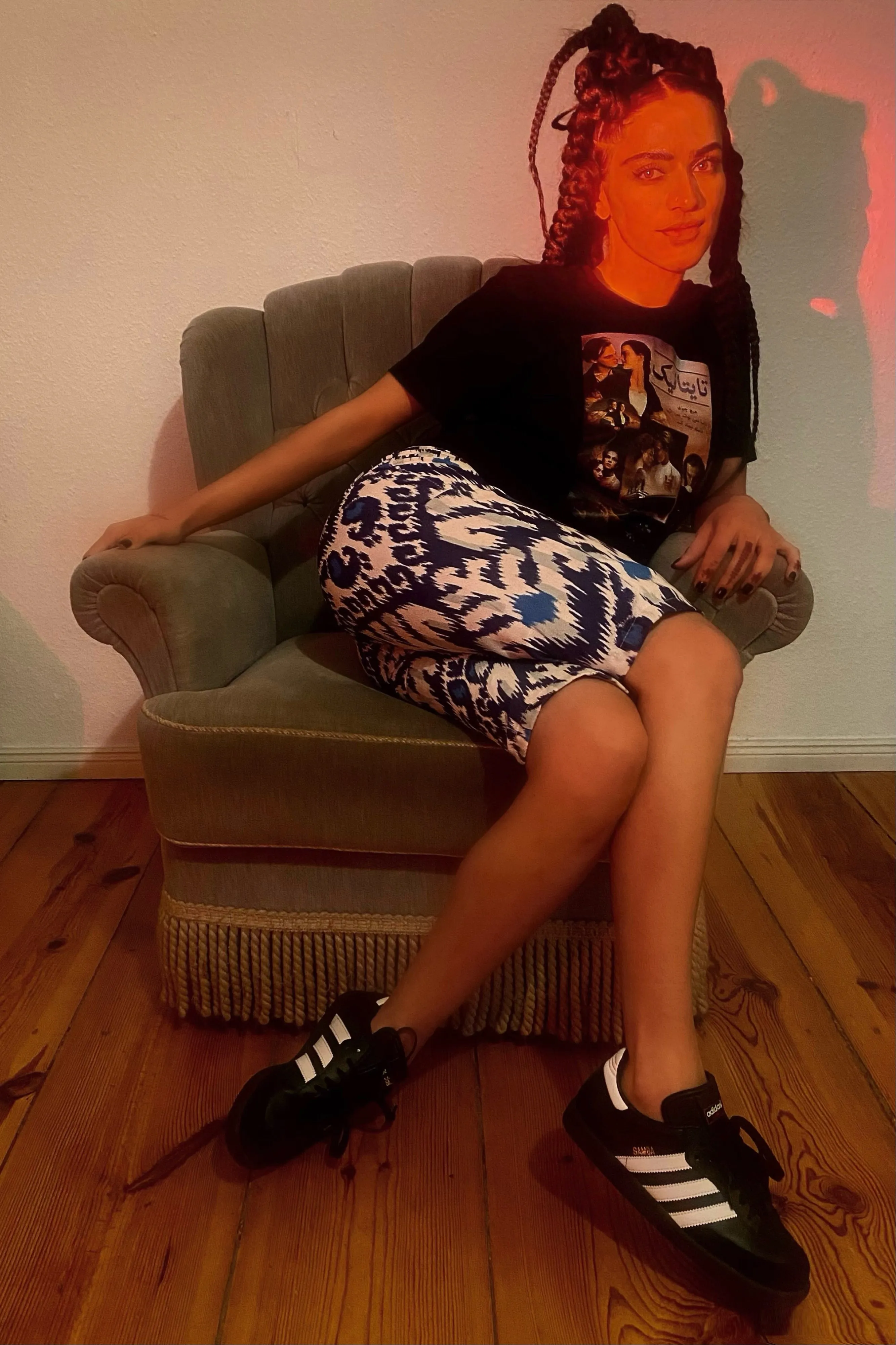 Capris in Moody Blues Adras