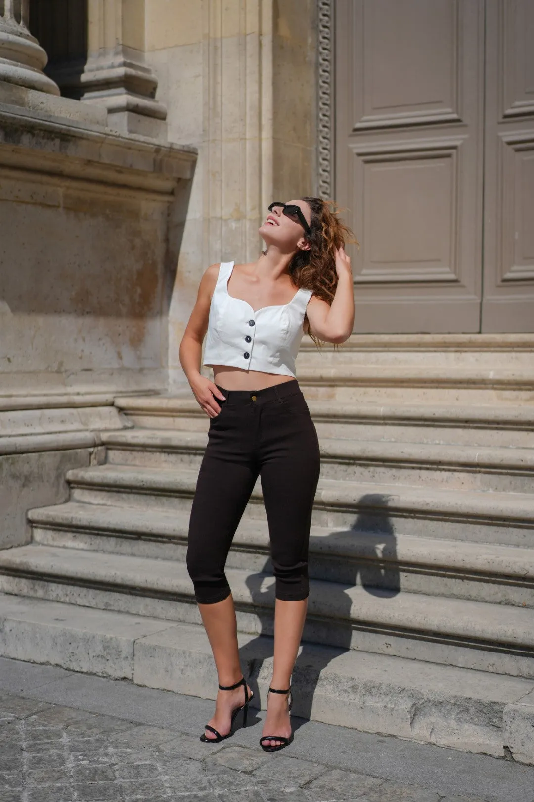 Capris Ultra Stretch Skinny Pants in Dark Brown