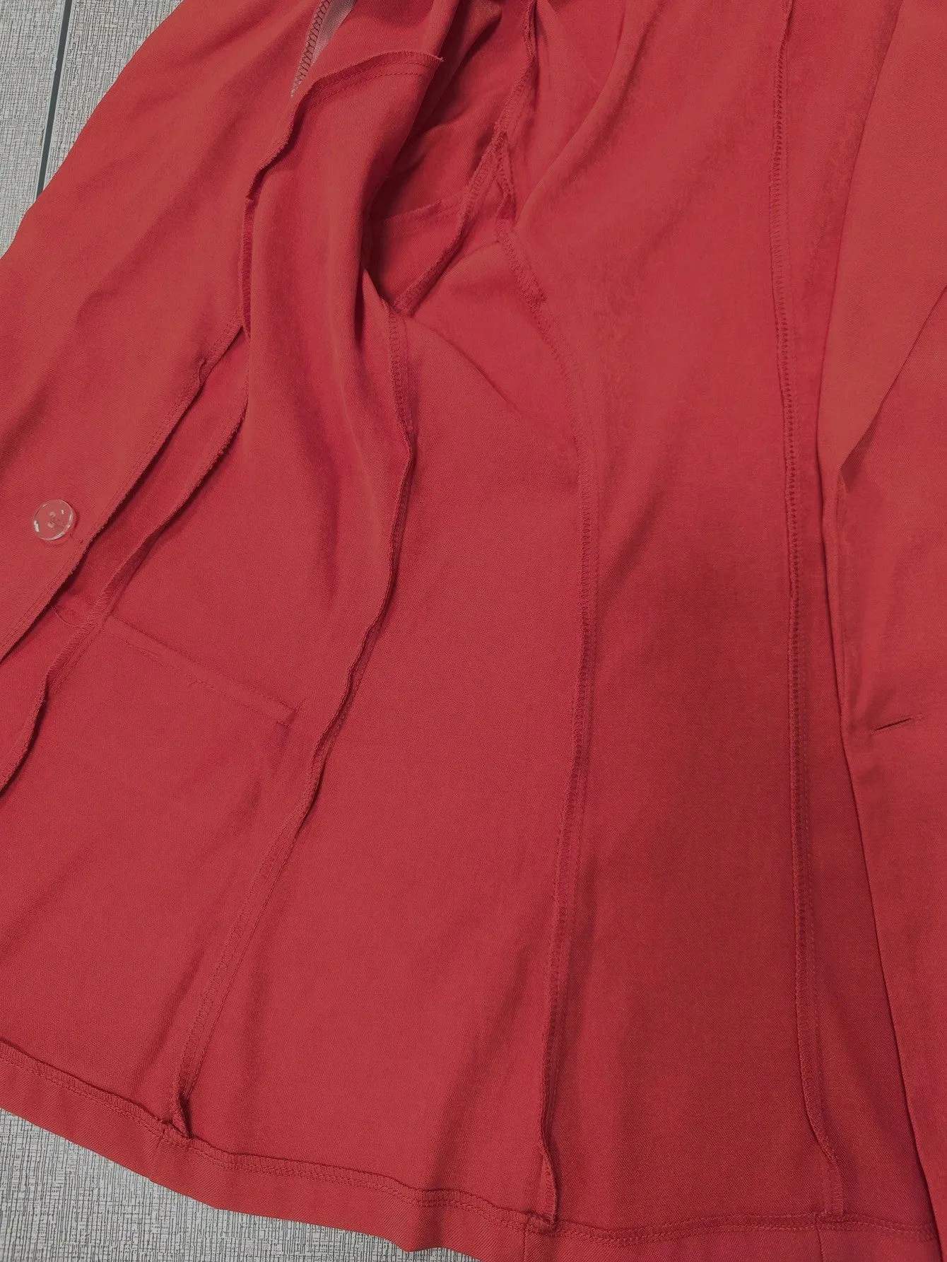 Chaqueta de Doble Botonadura EMERY ROSE en Cherry Vibes