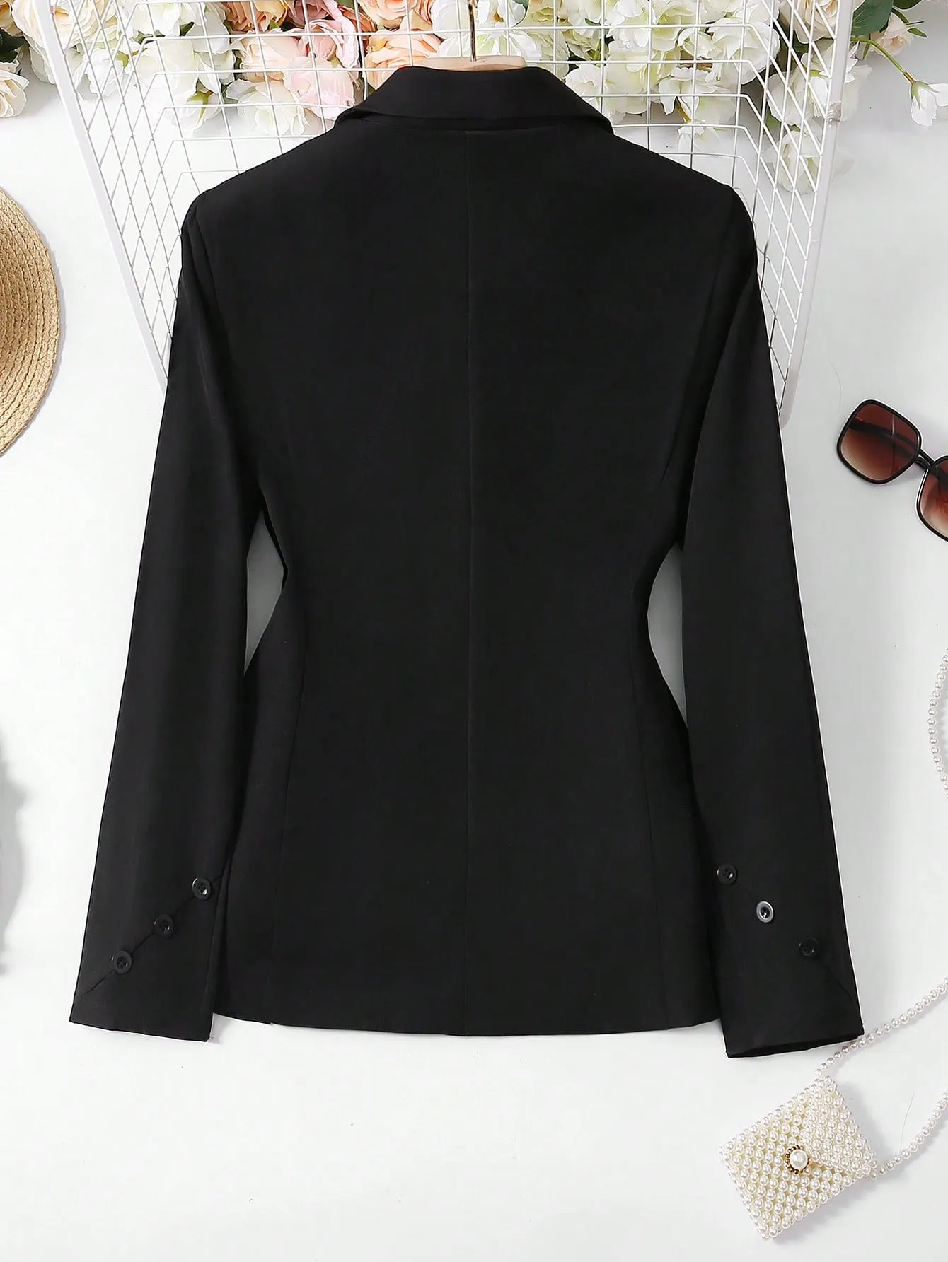 Chaqueta Doble Botonadura con Cinturón - Cherry Vibes