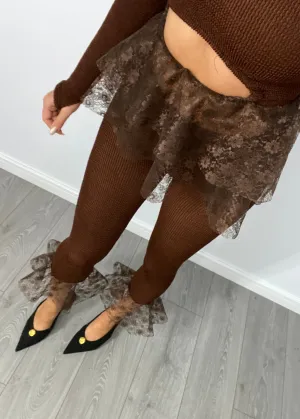 Crinkle Lace Ankle Capri Leggings in Chocolate Brown