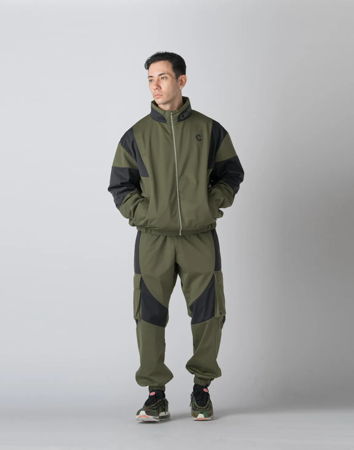 CRONOS WINDBREAKER WARM CARGO PANTS【KHAKI】
