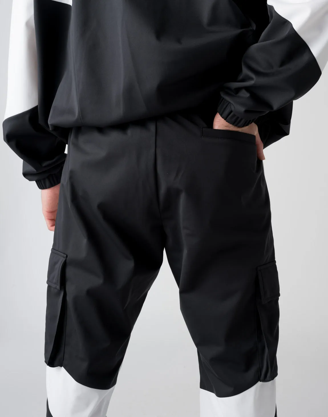CRONOS WINDBREAKER WARM CARGO PANTS【KHAKI】
