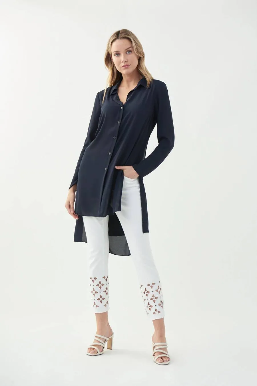 Cut-out Capris Style 221945