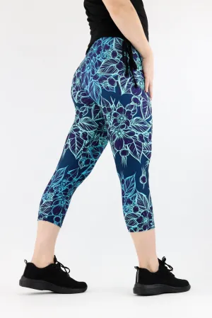 Cyan Flower - Casual Capri Leggings