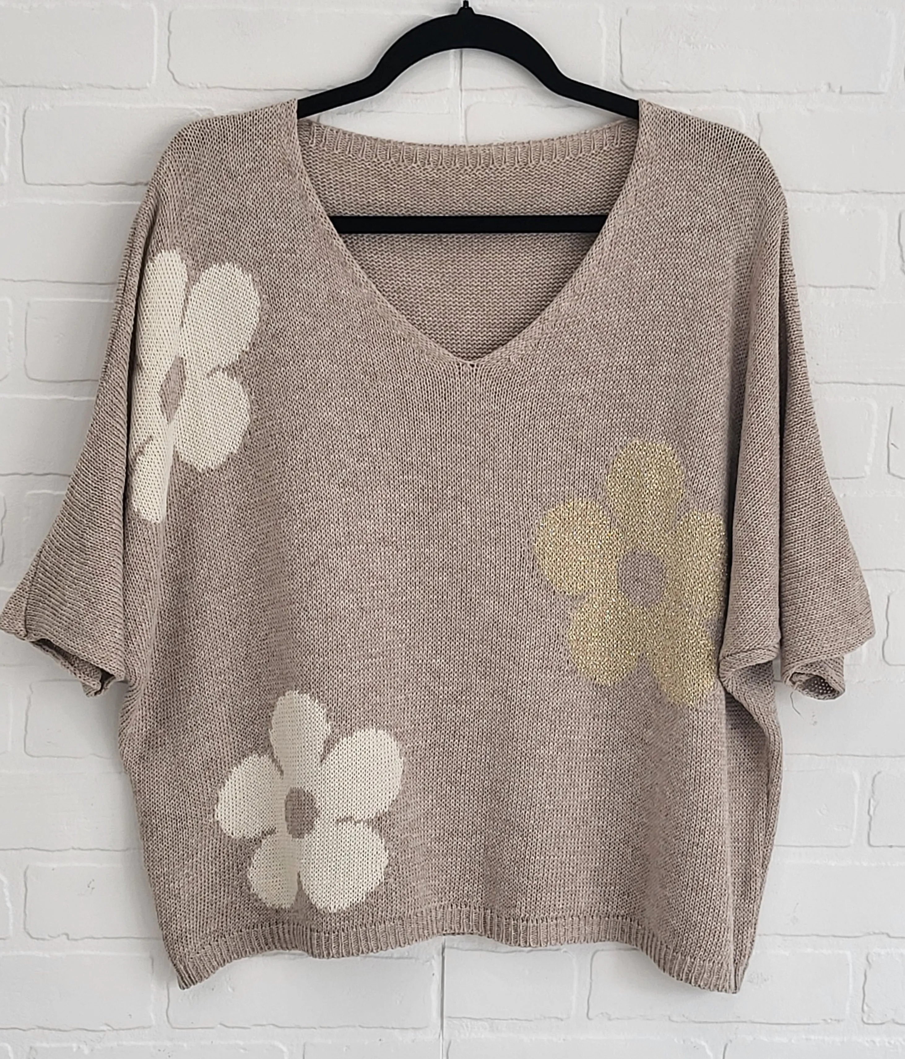 Daisy Knit-Top