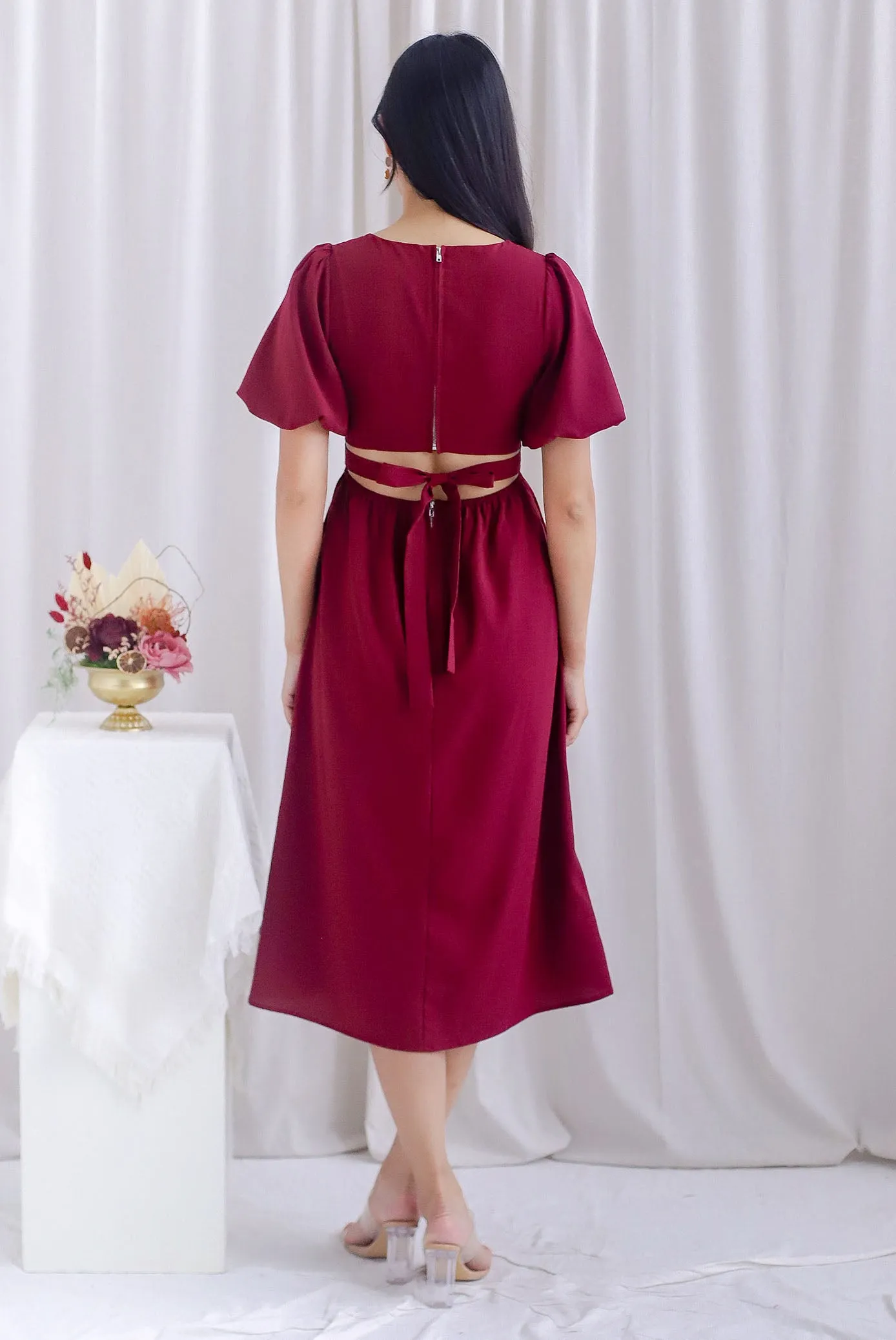 Danica Cut Out Tie Back Midi Sleeved Dress In Maroon
