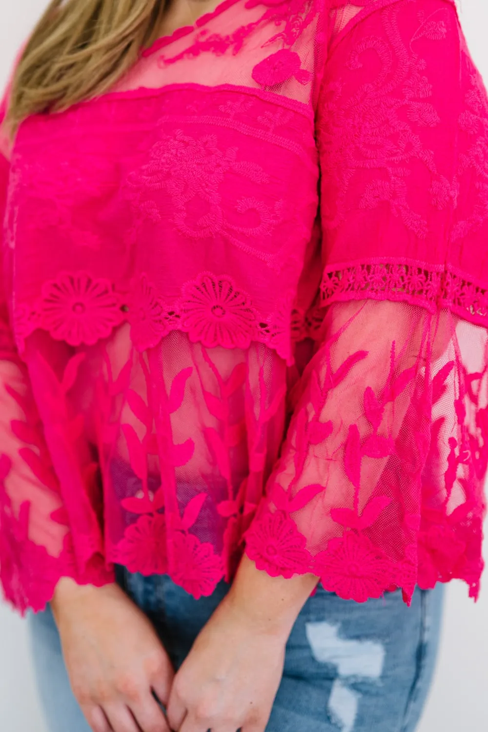 Davi & Dani Lace Oasis Full Size Run Blouse