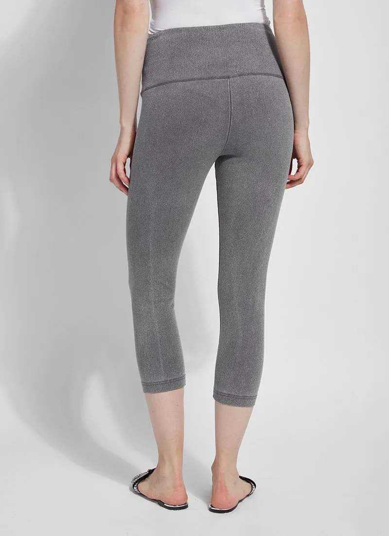 Denim Capri (21" Inseam)