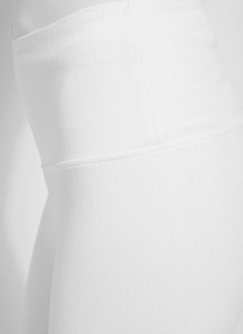 Denim Capri (21" Inseam)