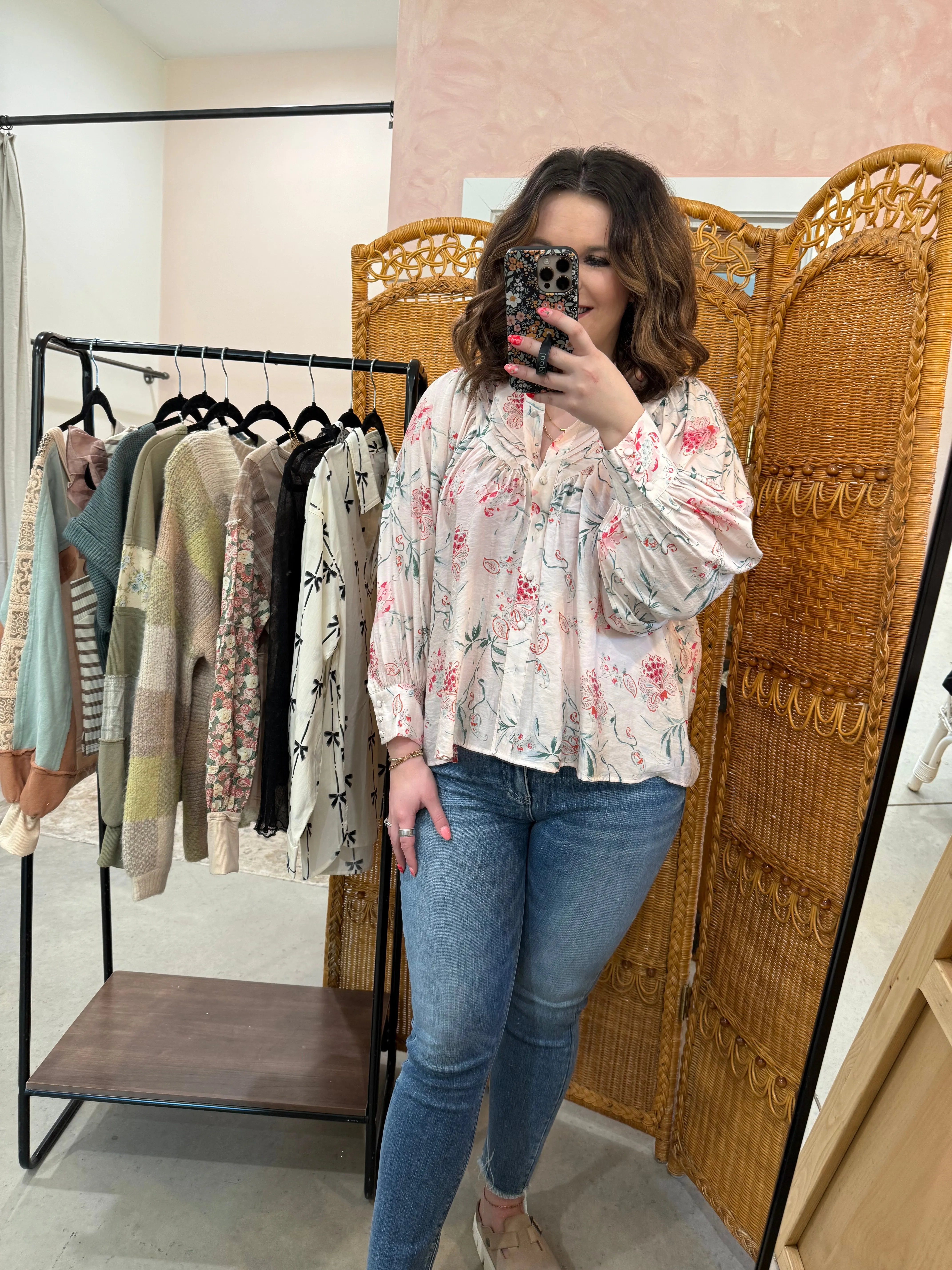 Do Me A Solid Blouse