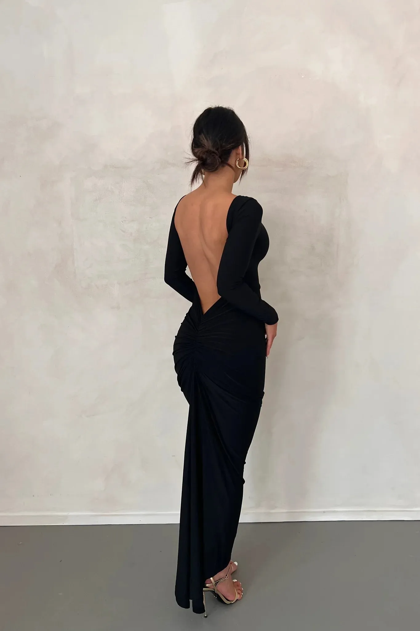 Eleanor - Backless Maxi Dress