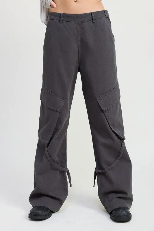 Emory Park Baggy CARGO PANTS WITH POCKET DETAIL