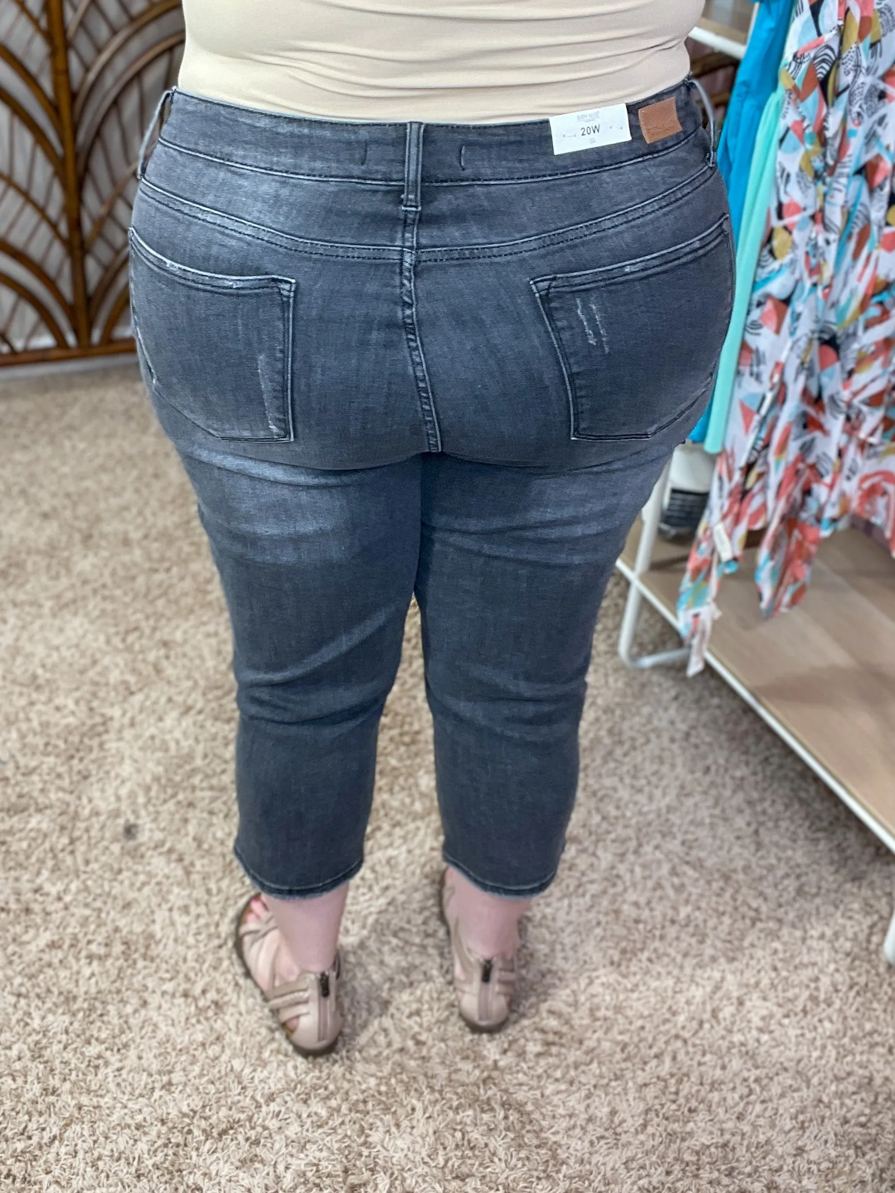 Fade to Black Capri Denim - Judy Blue - Black