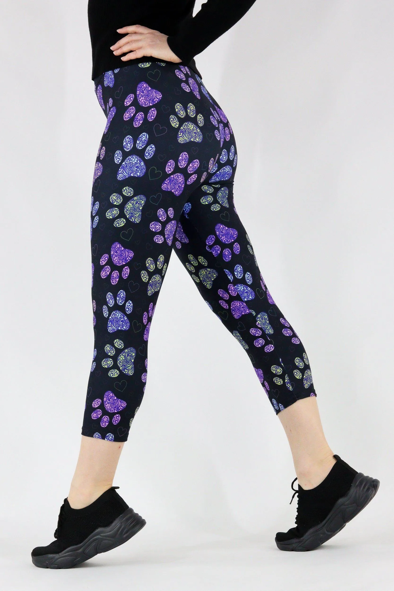 Floral Paws - Casual Capri Leggings
