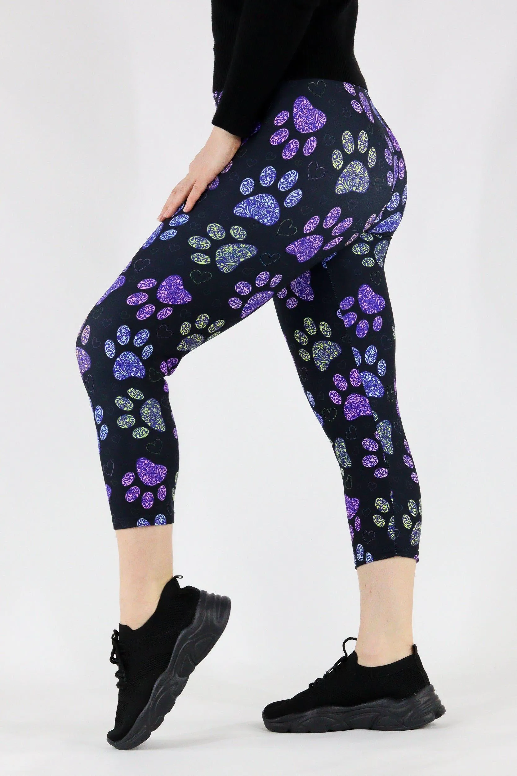 Floral Paws - Casual Capri Leggings
