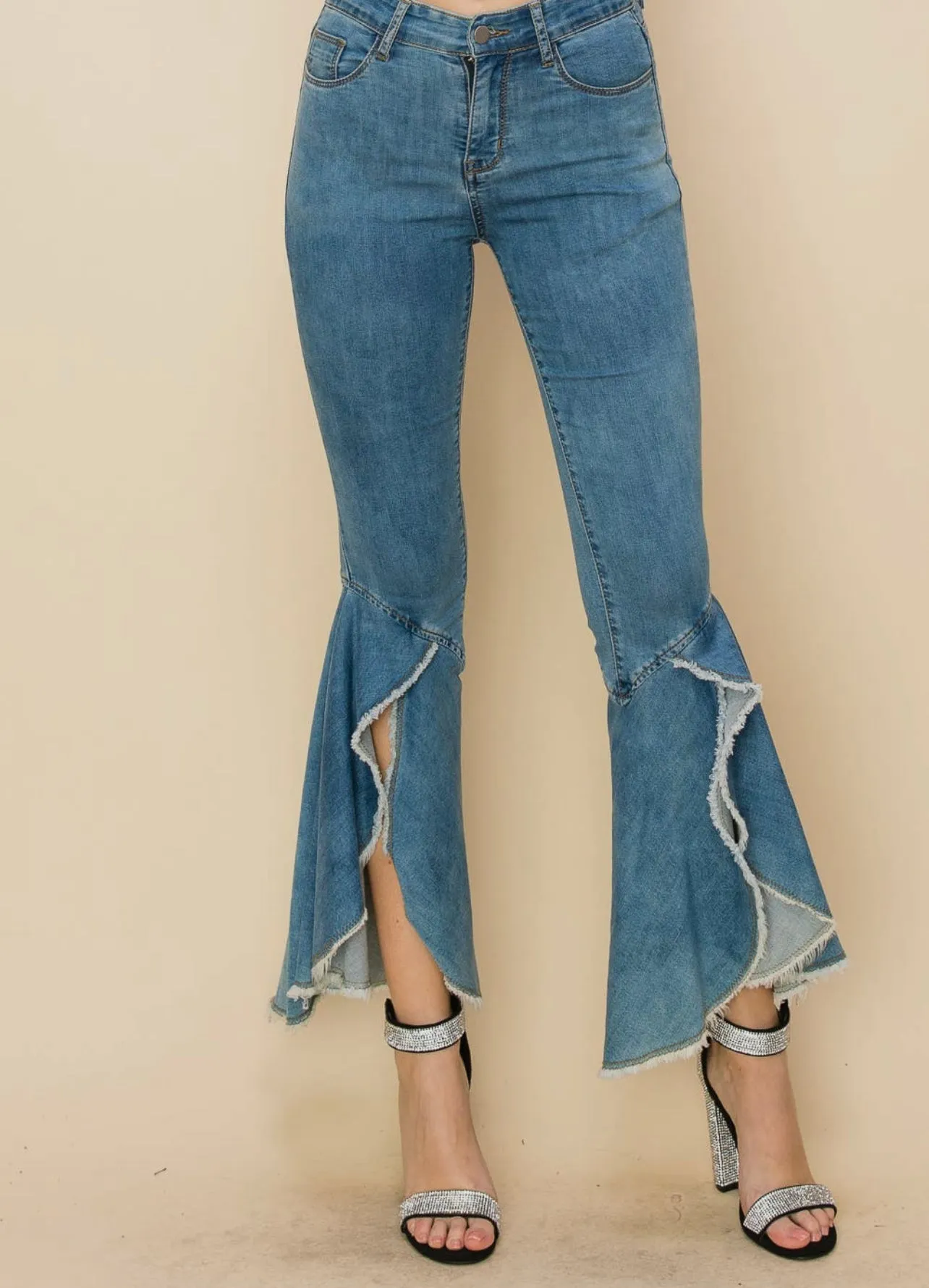 Front Ruffle Boho Jeans