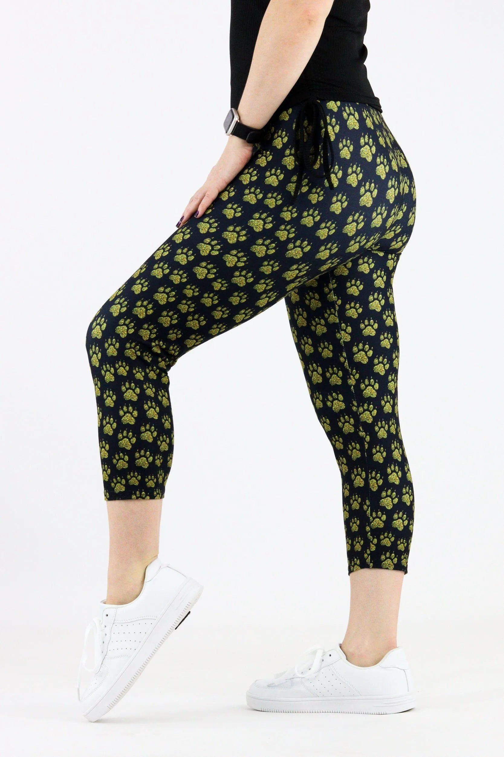 Glitter Golden Paws - Casual Capri Leggings