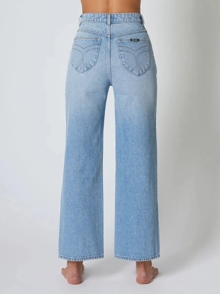 Heidi Ankle Jean in Distressed Light Stone Wash