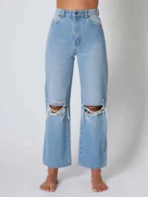 Heidi Ankle Jean in Distressed Light Stone Wash