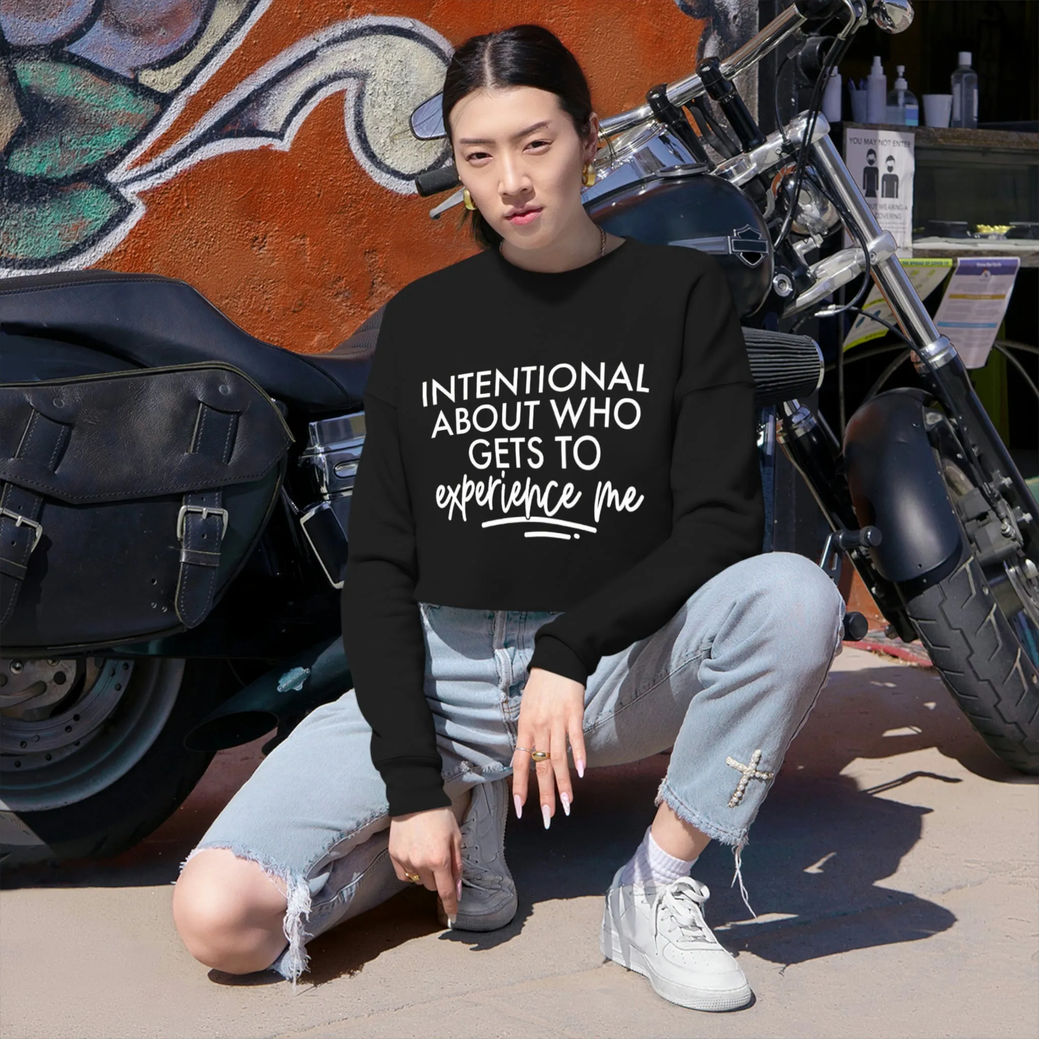 INTENTIONAL Cropped Sweatshirt