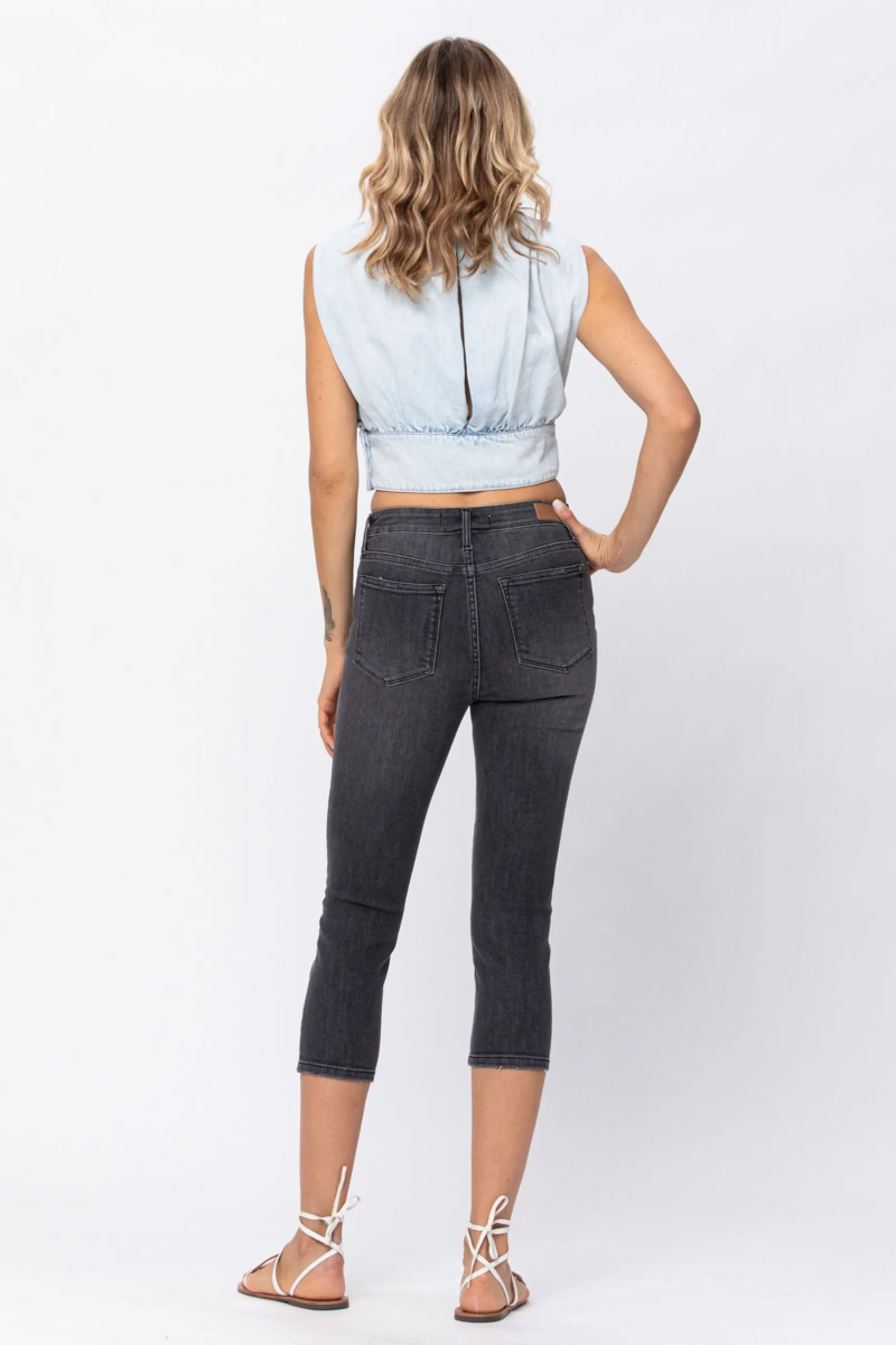Judy Blue | Grey Skinny Capri