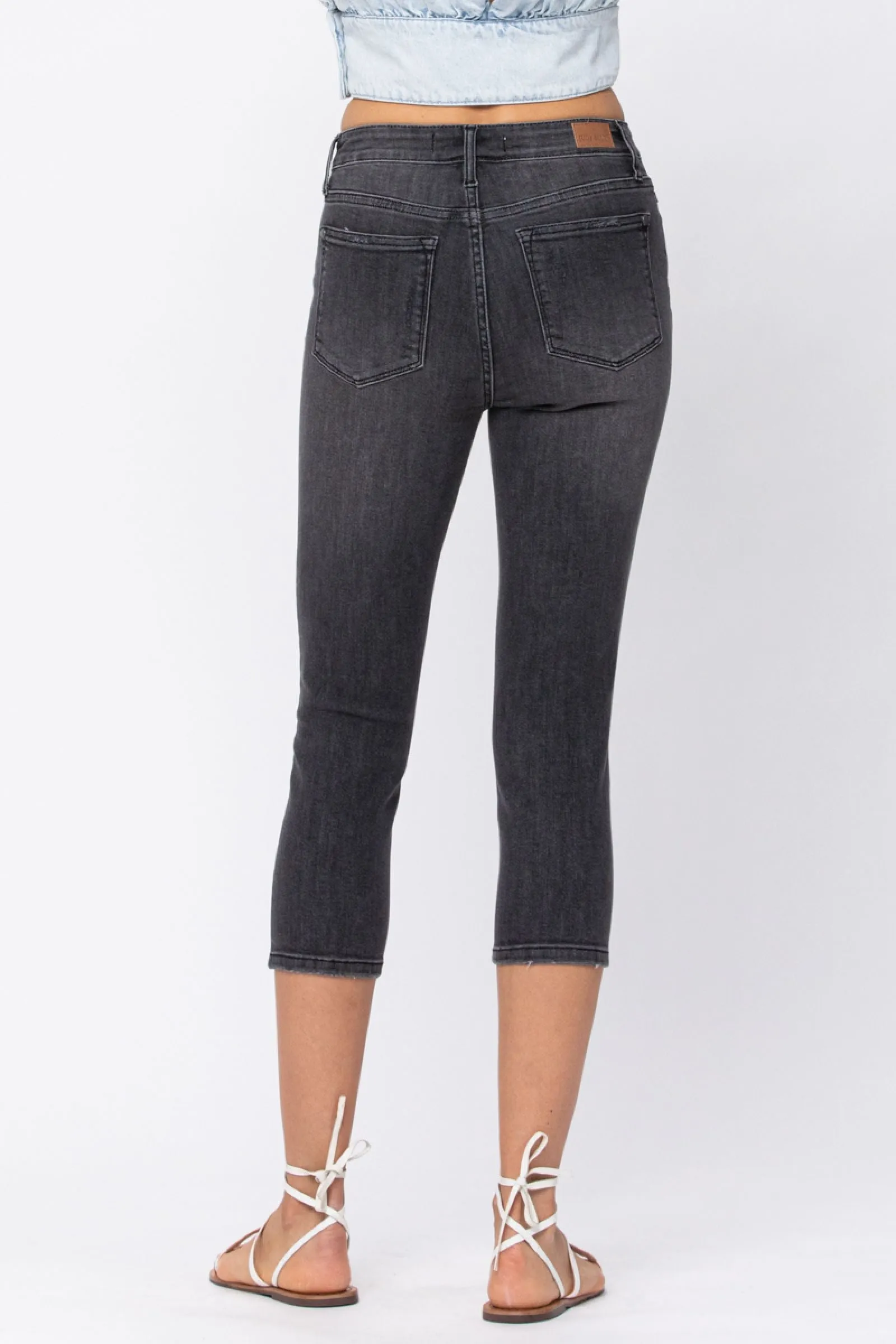 Judy Blue | Grey Skinny Capri