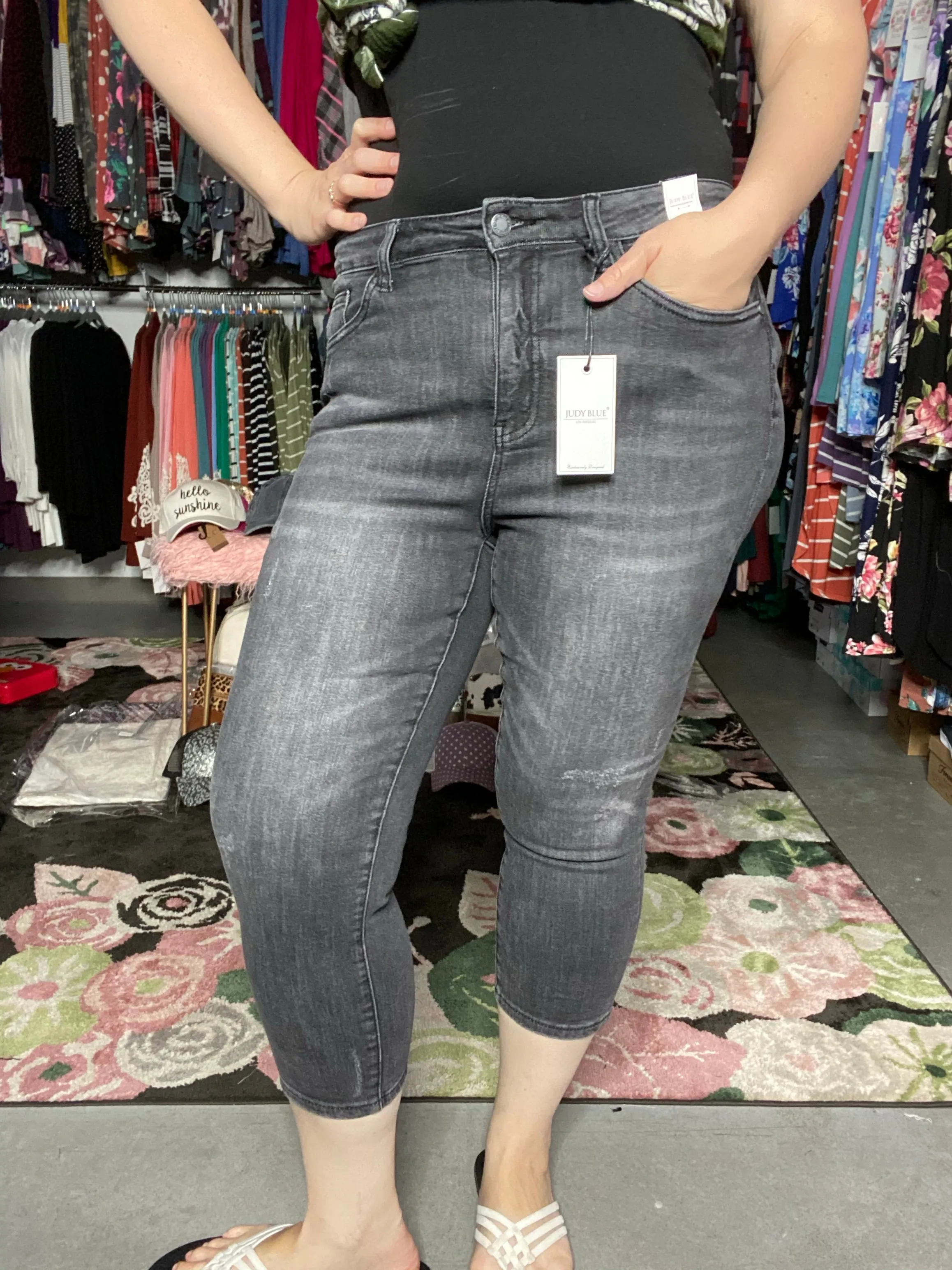 Judy Blue | Grey Skinny Capri