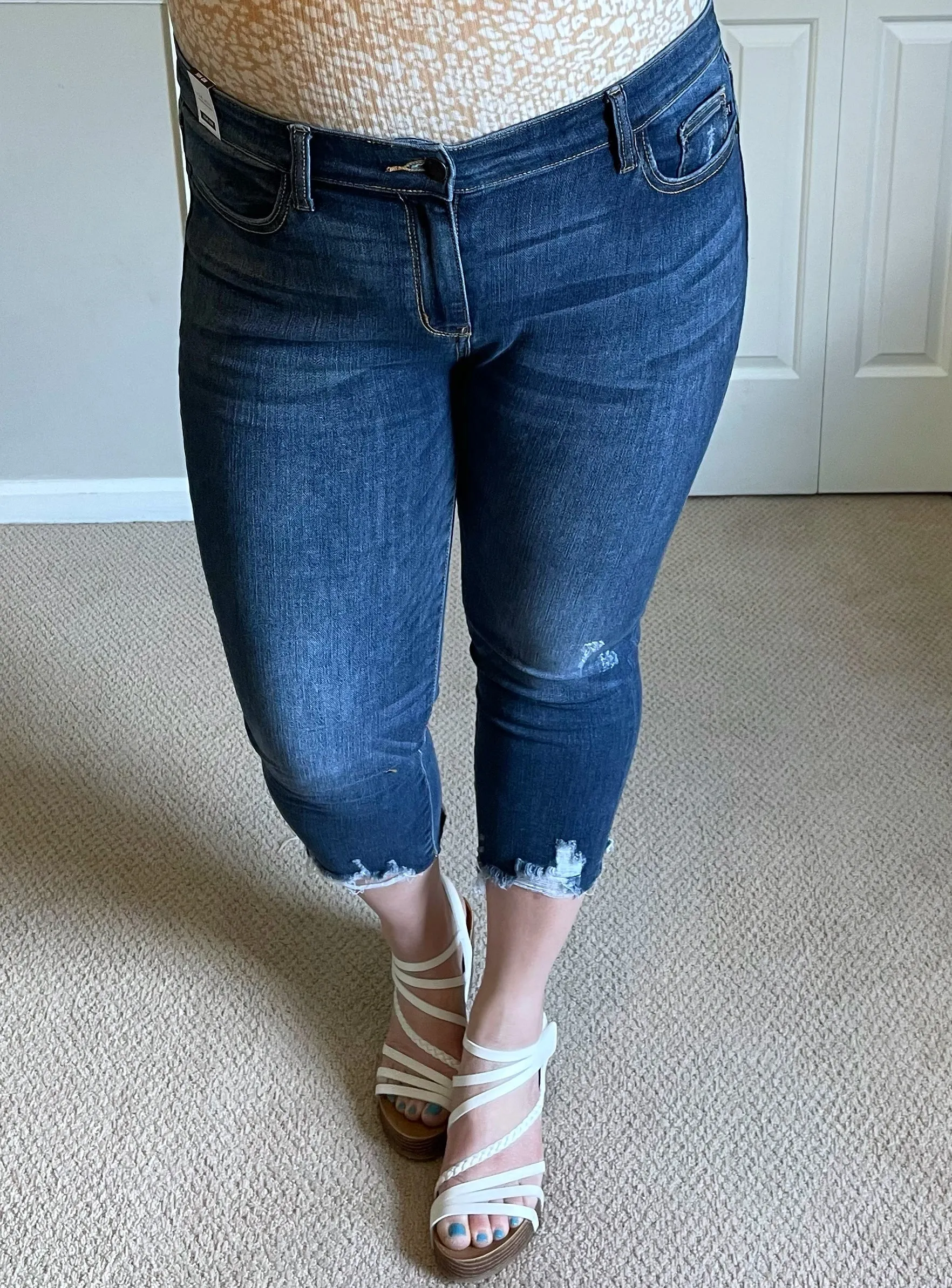 Judy Blue Mid-Rise Destroyed Cuff Capris