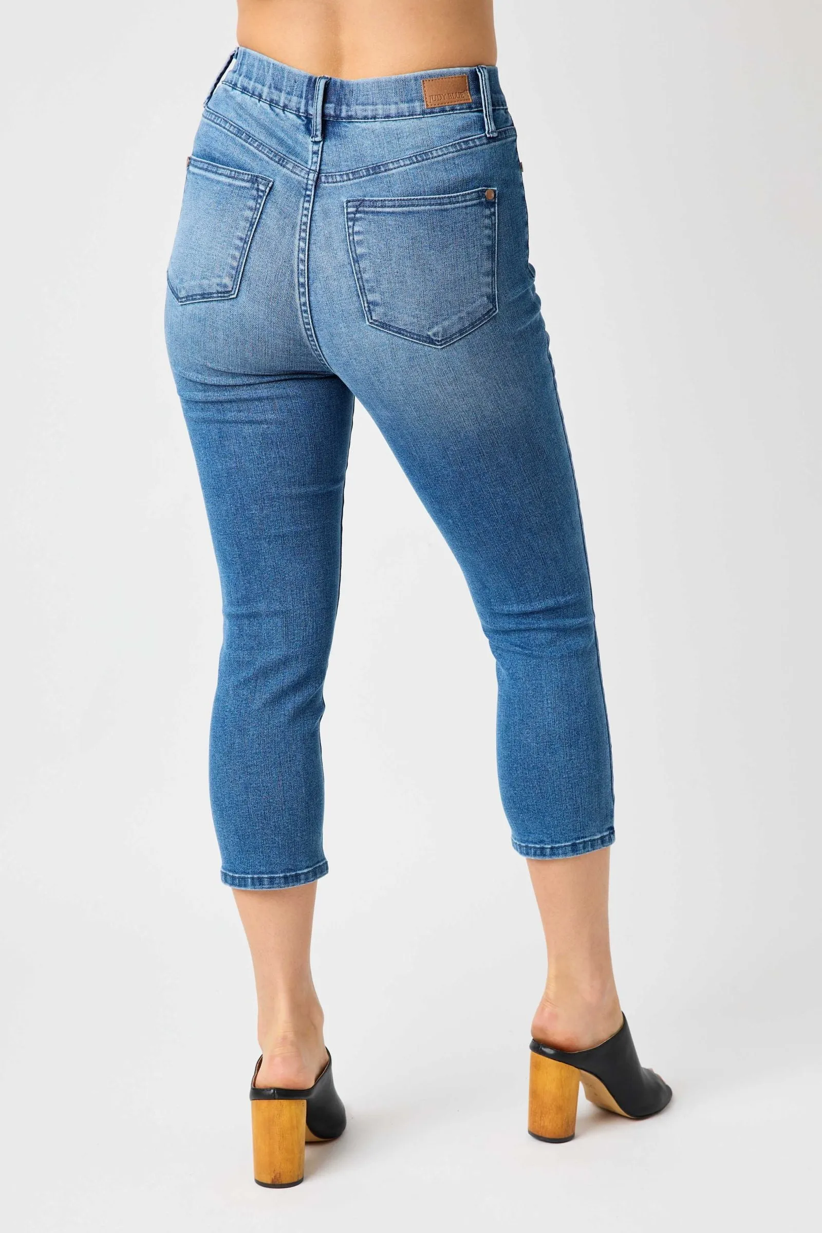 Judy Blue Plus Size High Rise Cool Denim Pull On Capris