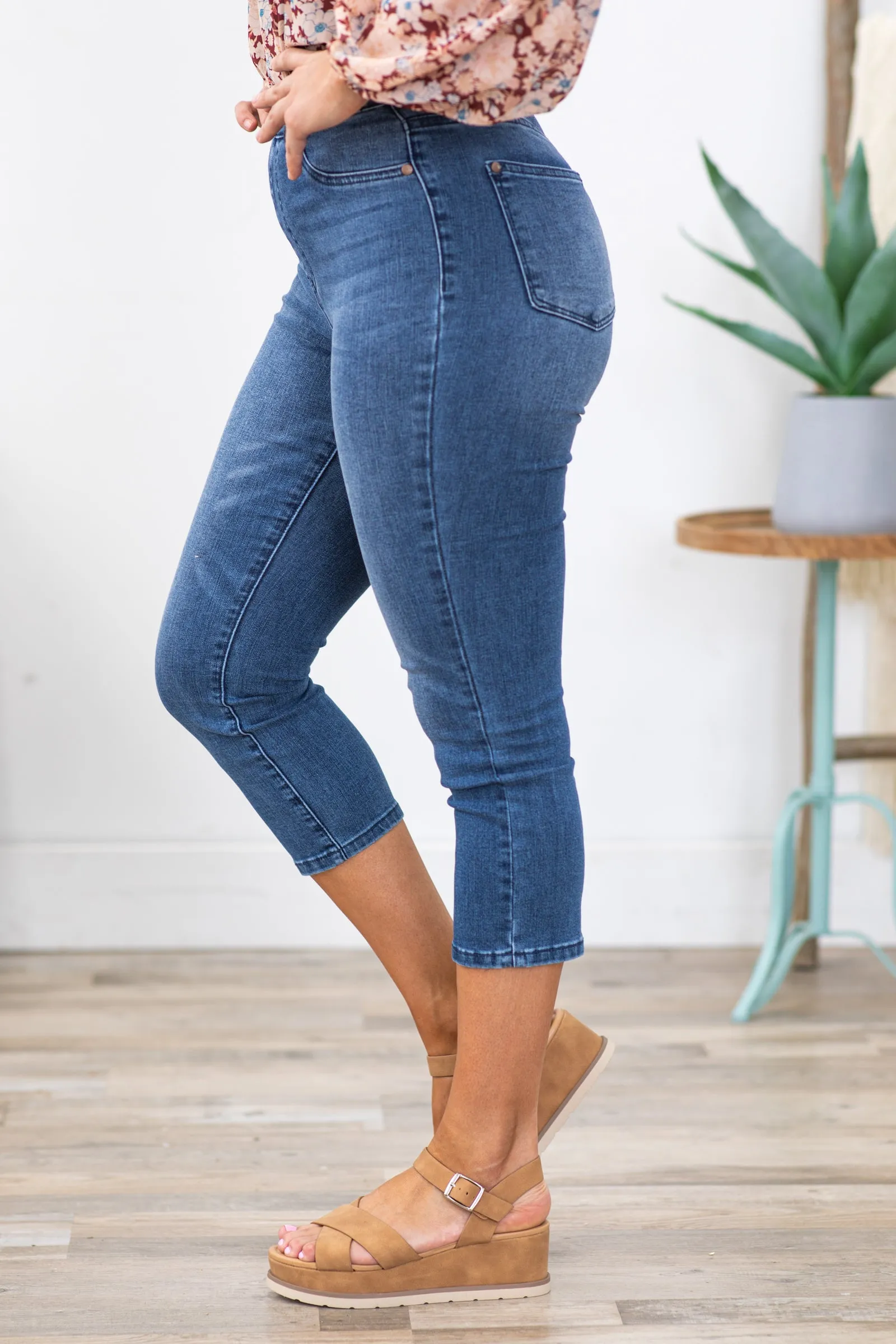 Judy Blue Pull On Cooling Denim Capris