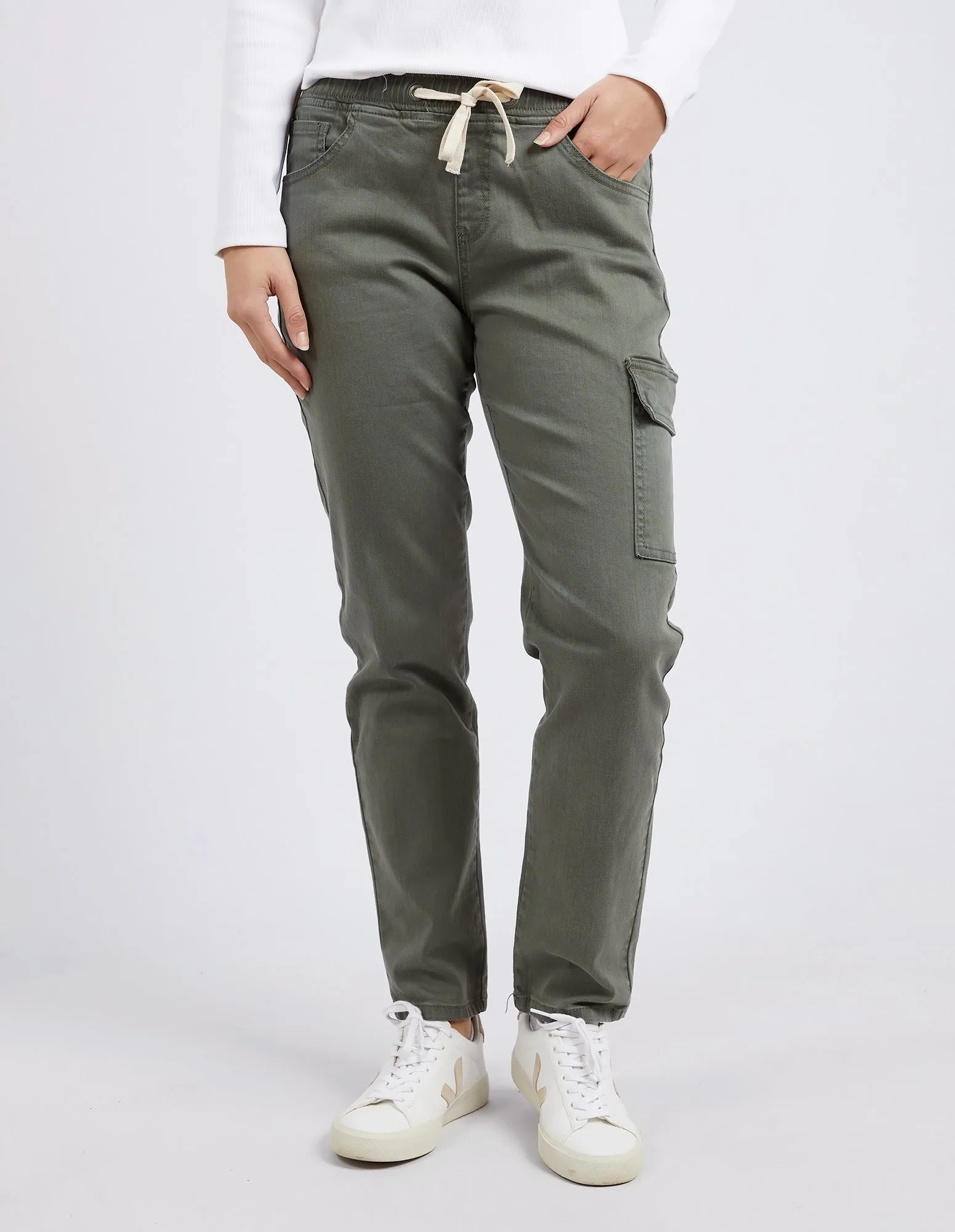 JULIETTE CARGO || KHAKI