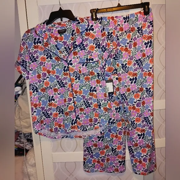 Kate Spade Floral Pajamas Set PJ Shirt   Capris Pants Sleepwear KS92315T