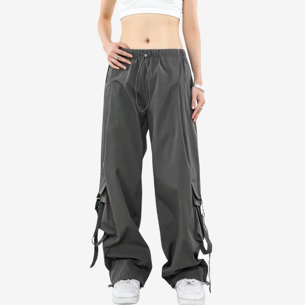 Lightweight Wide-Leg Cargo Pants