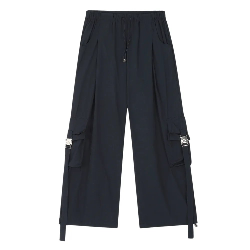 Lightweight Wide-Leg Cargo Pants